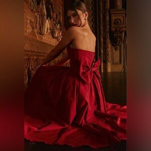 House of CB Pandora, Berry Strapless Midi Dress With Detachable Bow XS